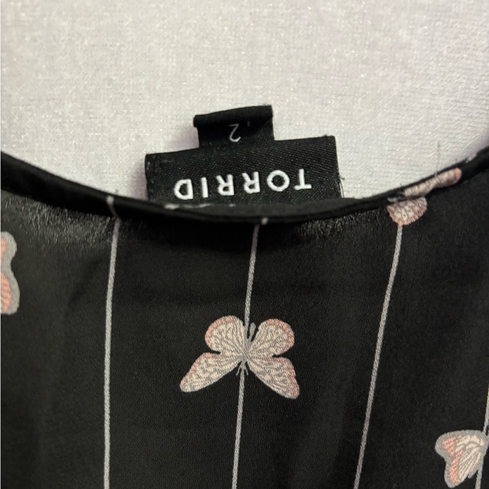 Torrid Black Butterfly Print Blouse - Picture 4 of 4
